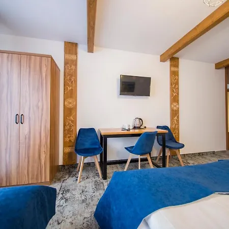 לינה וארוחת בוקר „malucko Chata”