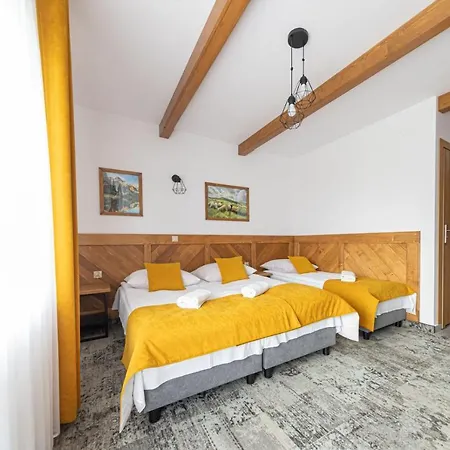 Bed & Breakfast „malucko Chata”