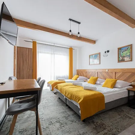 Bed & Breakfast „malucko Chata”