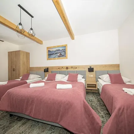 Bed & Breakfast „malucko Chata”